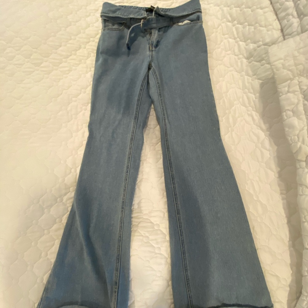 Bell bottom high waisted jeans